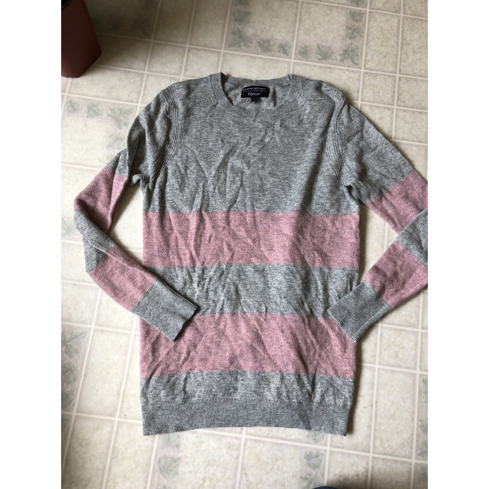 Banana Republic by Filpucci Small Gray and Pink Stripe Fine Italian Yarn Sweater